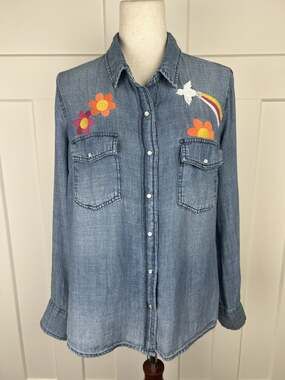 Billy T Denim Shirt M Embroidered LOVE Flowers Dove Pearl Snap Boho Western